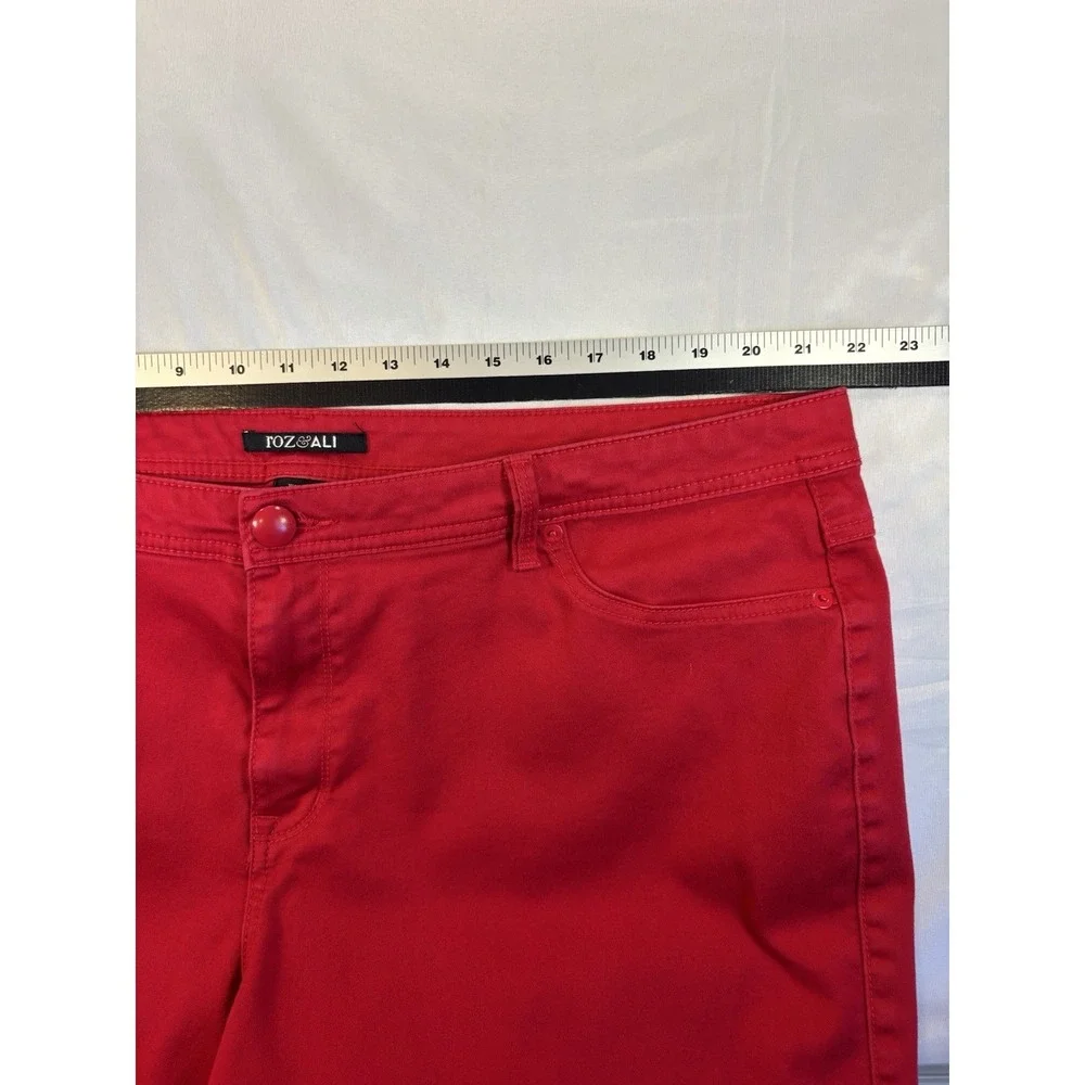 Roz & Ali Women's 22 Colorful Red Denim Capris Coastal Resort BOHO Summer